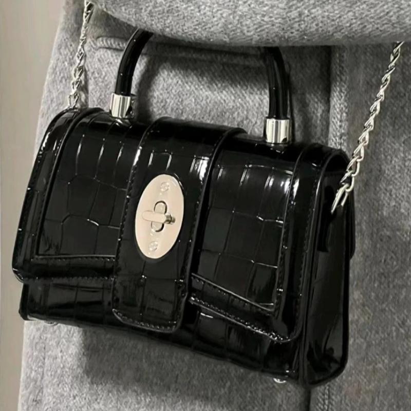 Fashiable and Versatile Shoulder Bag, Y2k Black Leather Women's Crossbody Bags, Metal Buckle, Suitable for Commuting Party