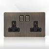 LangYeao Messinghebel UK Kippschalter Buster und Stanzlichtschalter Stil Edelstahlplatte Vintage Retro Wandschalter Steckdose