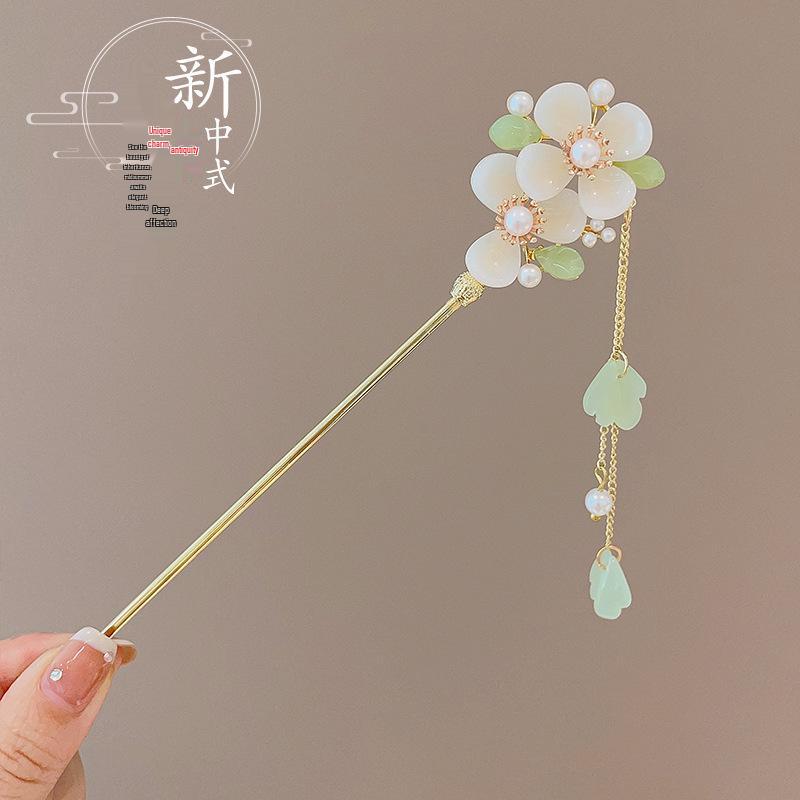 Traditional Sandalwood Hairpin for Chinese Cheongsam & Hanfu Updo