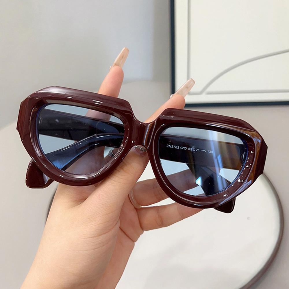 Vintage Fashion Cat Eye Sunglasses Women Men Thick Frames Vacation Sunshade Glasses Female Trendy Shades Eyewear UV400 Oculos