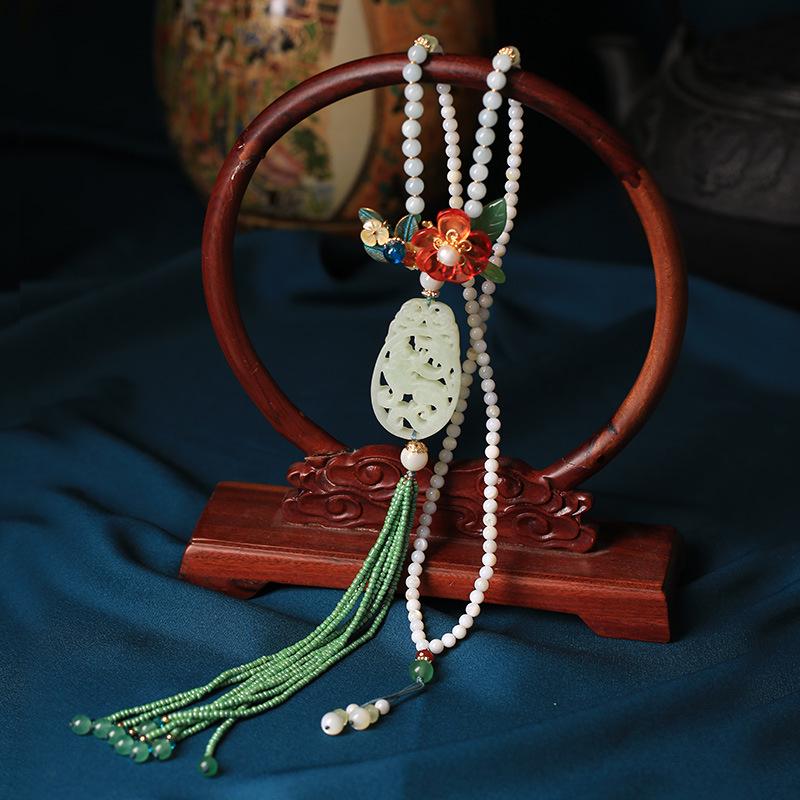 Elegant Ebony Flower Hairpin for Women – Ancient Style, High-End Feel, Simple Chinese Design, Perfect for Daily Use.