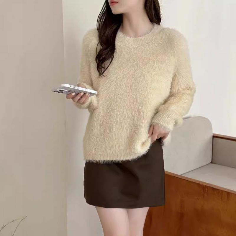 Gentle wind lazy soft waxy imitation mink fleece sweater women's pullover loose niche design sense autumn and winter temperament small man