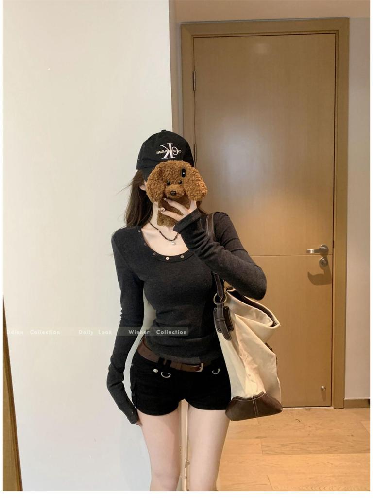 Korean Style Slim Fit Round Neck Rivet Long Sleeve Top for Women - Spring Solid Color