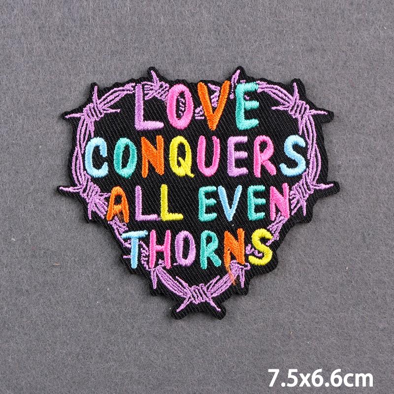 Red Fusible Patches Hiphop Iron On Thermoadhesive Patches For Clothes Cross Skull Embroidery Patches For Jacket Logo Applique