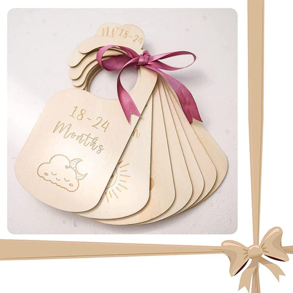 7/8Pcs Wood Baby Closet Divider Label Assortment Cartoon Infant Wardrobe Divider Hanging Hangers Nursery Clothes Organizers