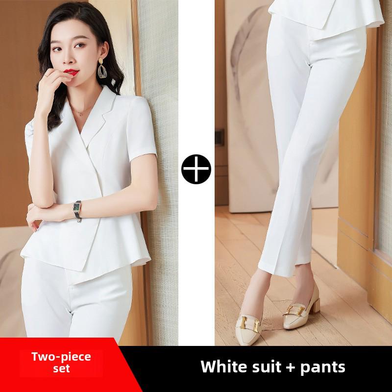 Dámský letní bílý oblek - profesionální formální oblečení pro recepci kosmetického salonu