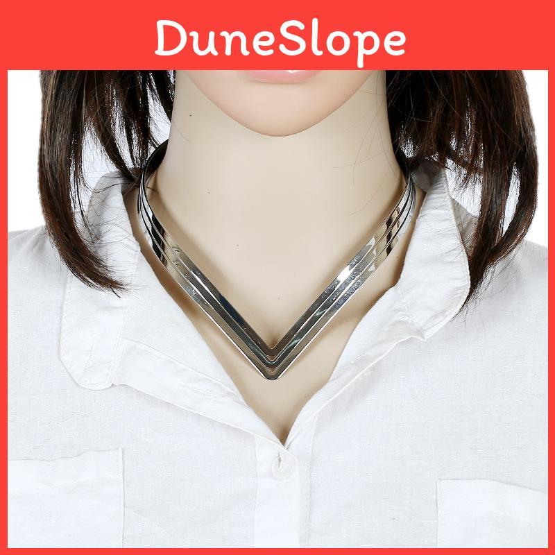 Fashionable V Shaped Women Metal Collar Necklace For Fashion Enthusiasts