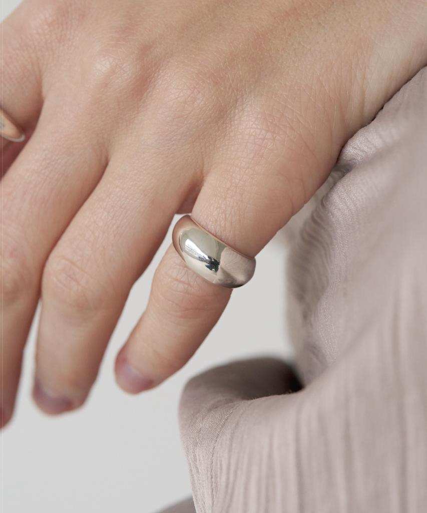 Touchéd Pebble Ring 02 (A Type)