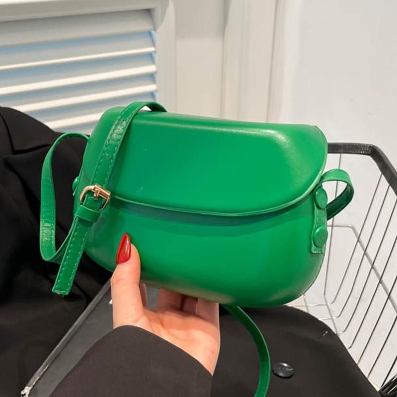 Simple and fashionable leopard print messenger bag for women 2025 summer new retro simple and fashionable foreign shoulder