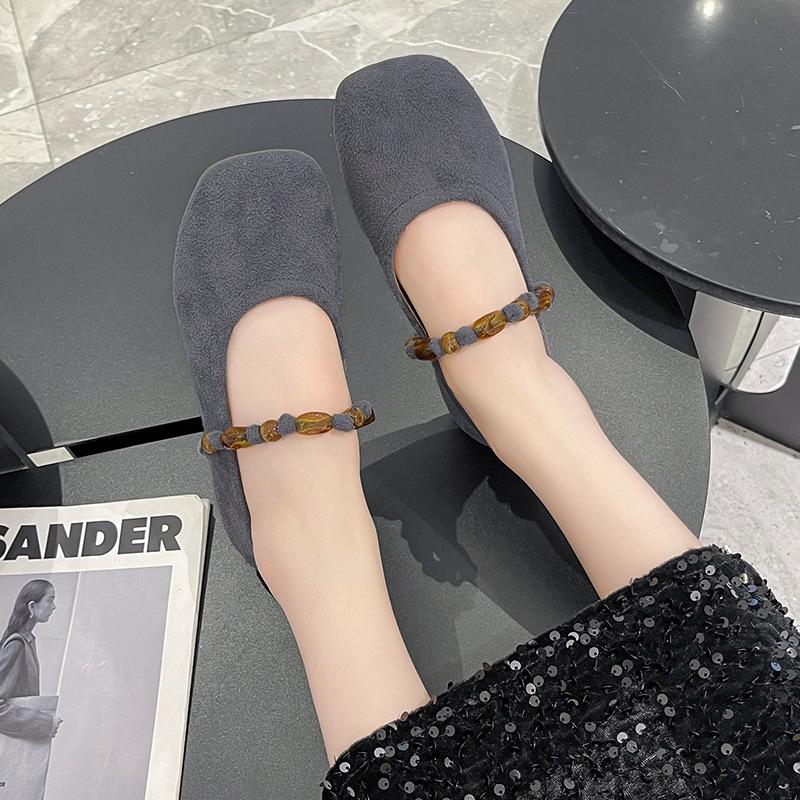 Beaded flat bottom shallow mouth single shoes women's 2025 new autumn gentle matching skirt national style Mary Jane shoes Doudou shoes
