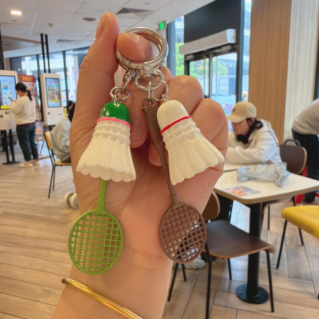 Xiaohongshu Badminton Keychain: Sports Fan Backpack Decor Pendant