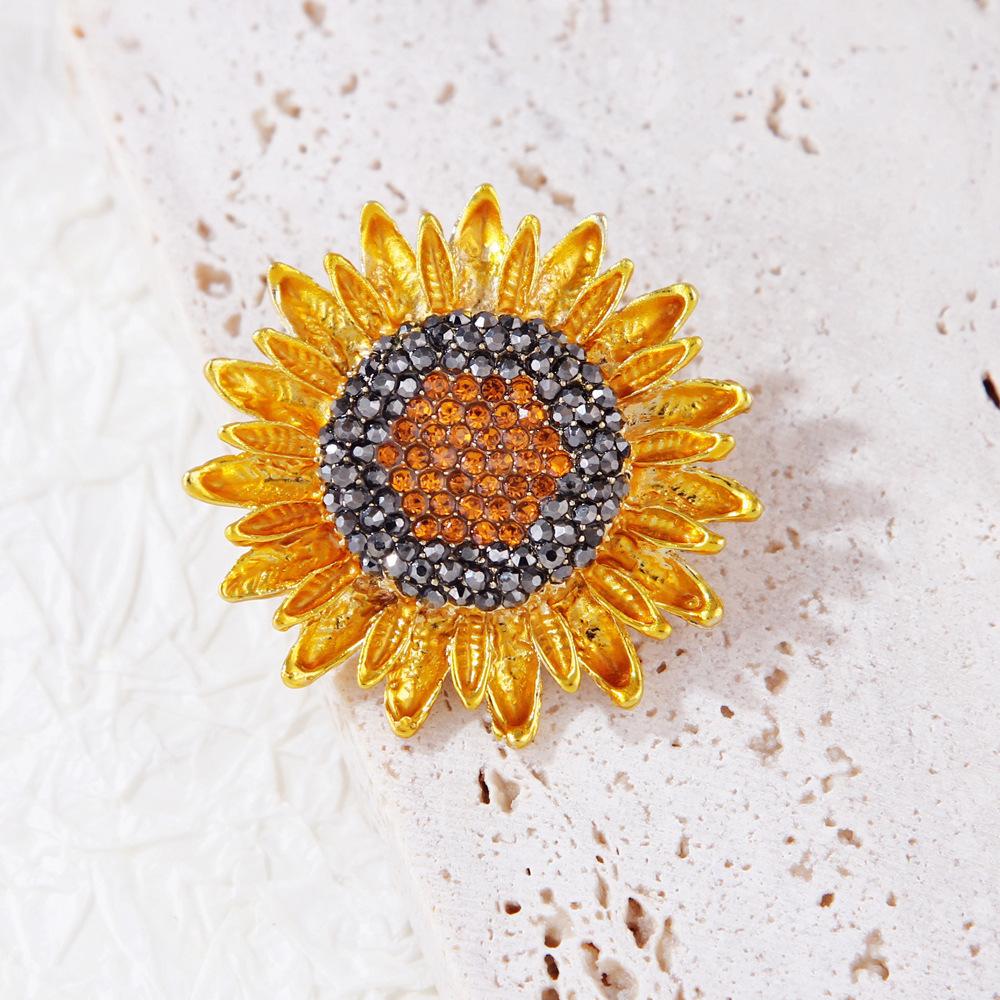 Enamel Sunflower Brooch Women'S Diamond Plant Flower Corsage Fashion Alloy High-End Jewelry