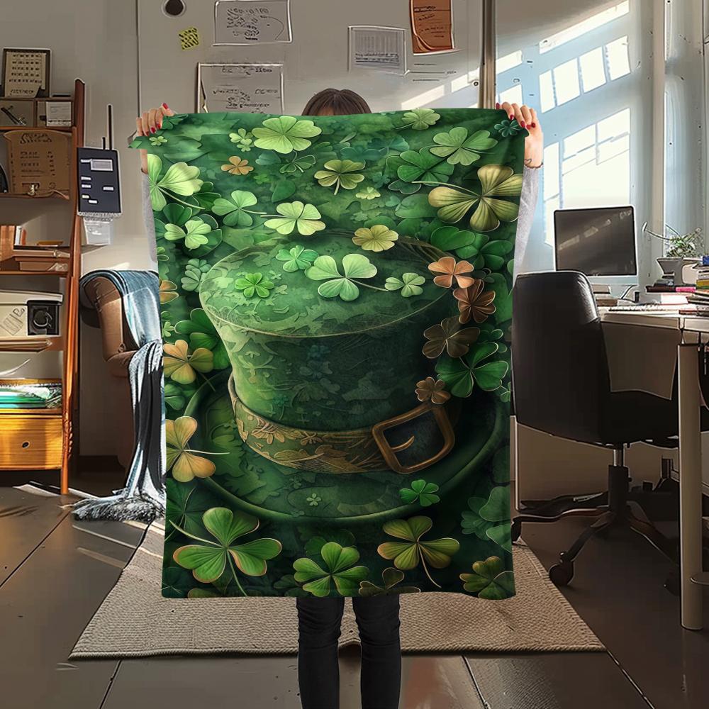

St.Patrick s Day Green clover Print Flannel Blanket,High quality Comfortable for All Seasons,Home Decor,Warmth and Comfort,Perfect for Christmas Gifts 80cm x 120cm