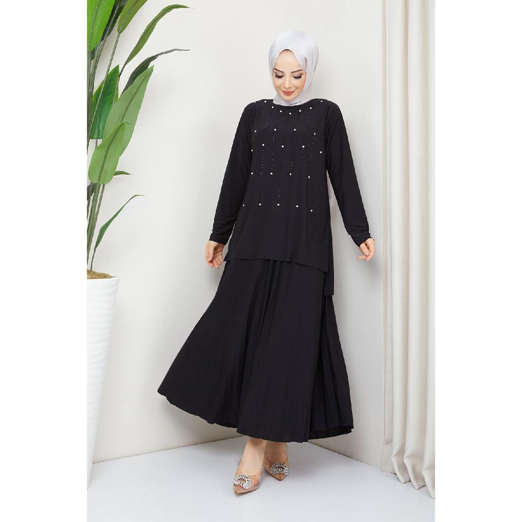Women's Black Sandy Front Stone Embroidered Blouse Skirt Pleated Double Hijab Skirt Set