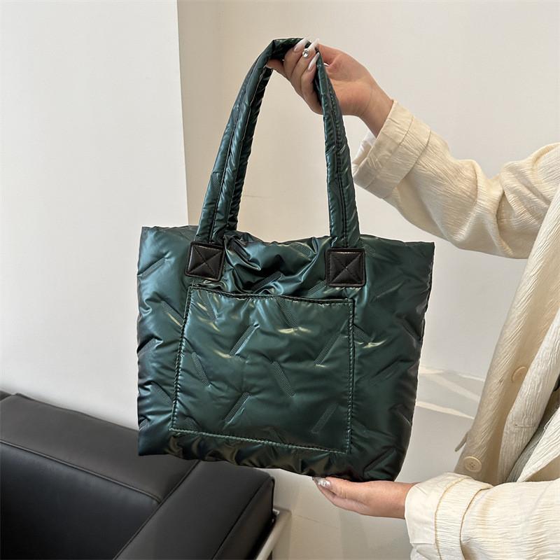 Trendy Korean Style Simple Solid Color Shoulder Bag For Women With Versatile Design