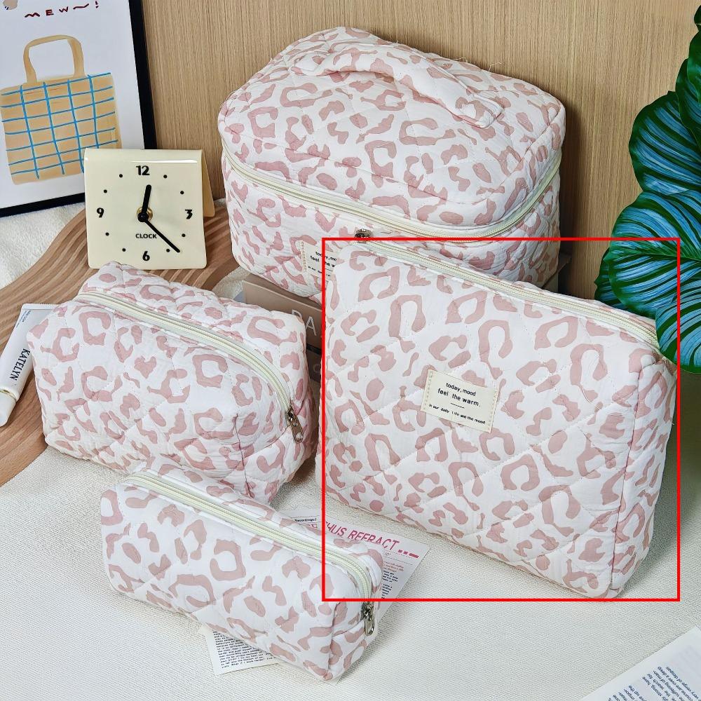 Quilted Cotton Handheld Makeup Bag Leopard Print Large Capacity Toiletry Bag Zipper Closure Portable Cosmetic Storage Organizer