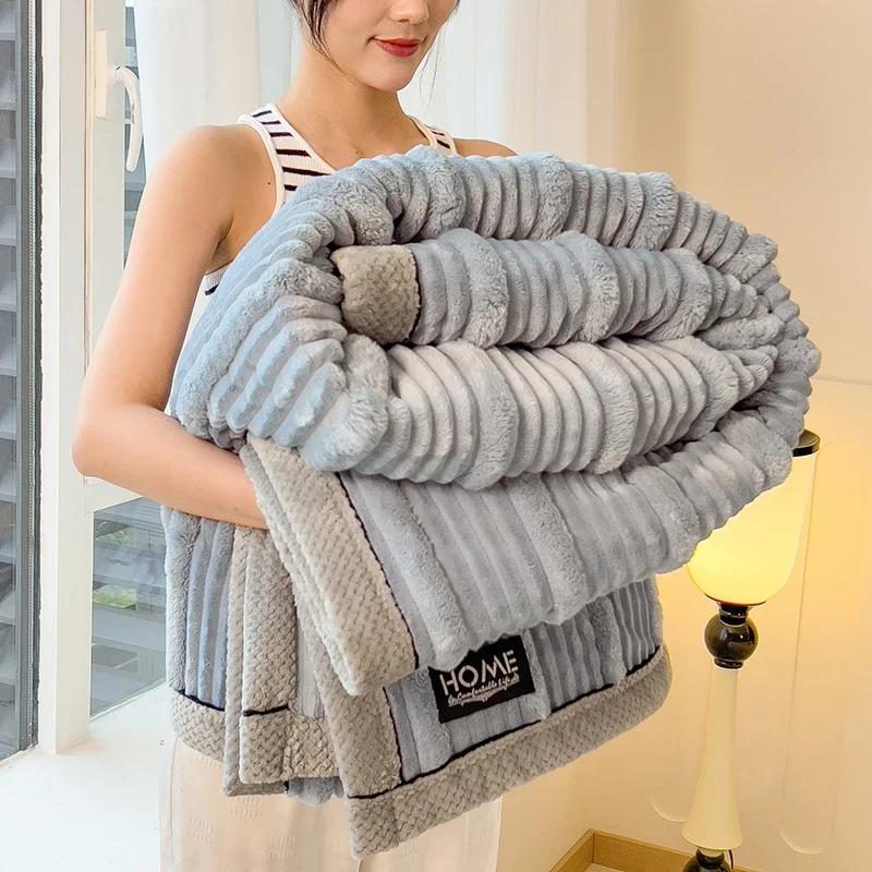 

A-Class New Rabbit Plush Winter Thick Warm Coral Fleece Blanket Solid Color Double-Sided Cover Blanket Suitable Bedroom Supplies 100x120cm 1pcs