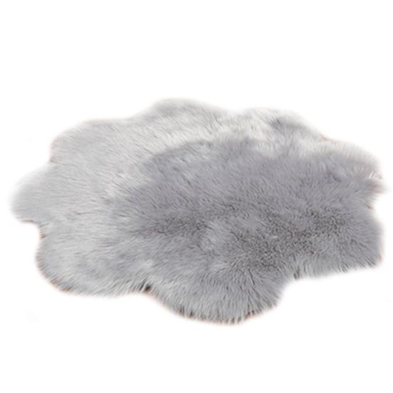 Plum Blossom Shape Soft Washable Carpet Floor Rug Warm Cushion Bedroom Mat Pad