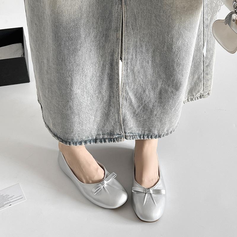 2025 spring and summer new French outer wear one-pedal ballet shoes women's versatile shallow bow flat shoes