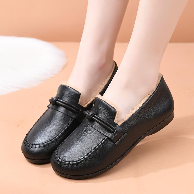 New Soft-soled, Fashionable and Casual Flat Shoes, Fleece Bean Shoes, One-step Shoes