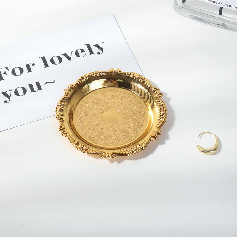 "Retro Metall Relief Tablett": Foto-Requisite & Schönheitsornament für Make-up & Fotografie"