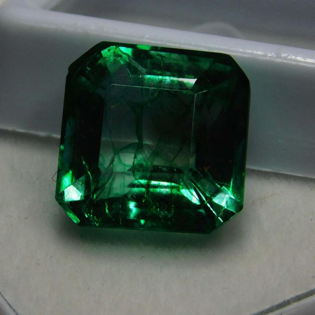 Exclusive Green EMERALD Muzo Natural 6.90 Ct CERTIFIED Loose Gemstone Square Cut