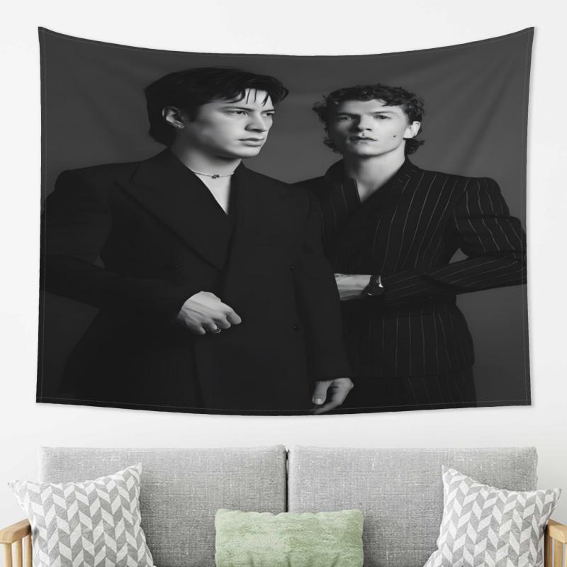 VIKAMA Elegant Monochrome Portrait Tapestry Has Added A Sophisticated Vibe Ideal For Elevating Bedroom Living Room