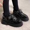 Fashion 2024 New Punk Wind Fashion Pumps Autumn Designer Devil Bat Wings Women Fashion Casual Platform Shoes Metal Chain Mary Jane Shoes