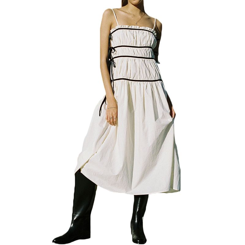 

2024 Summer Cool Women s Versatile Fashion Sling Pleating Design Strap Temperament High Waist Dress White L