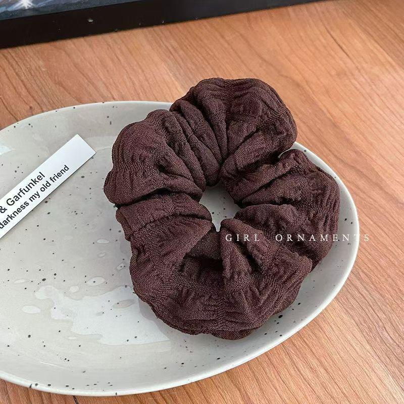 Elegant Pleated Cream Puff Scrunchie: High-Class Retro Elastic Hair Tie for Loose Ponytails