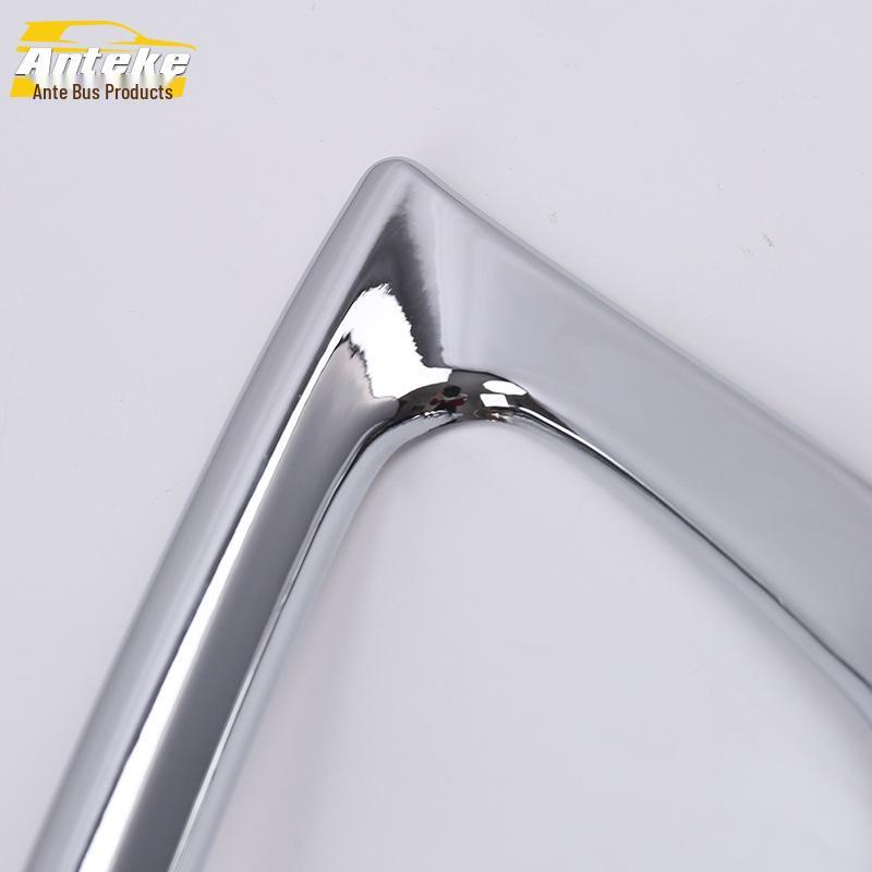 Rear Fog Light Decorative Trim for 17 Models of Grand Cherokee