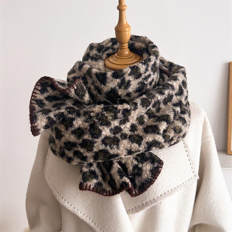 New retro leopard print curly hair warm shawl scarf imitation cashmere autumn and winter fashion versatile scarf men and women