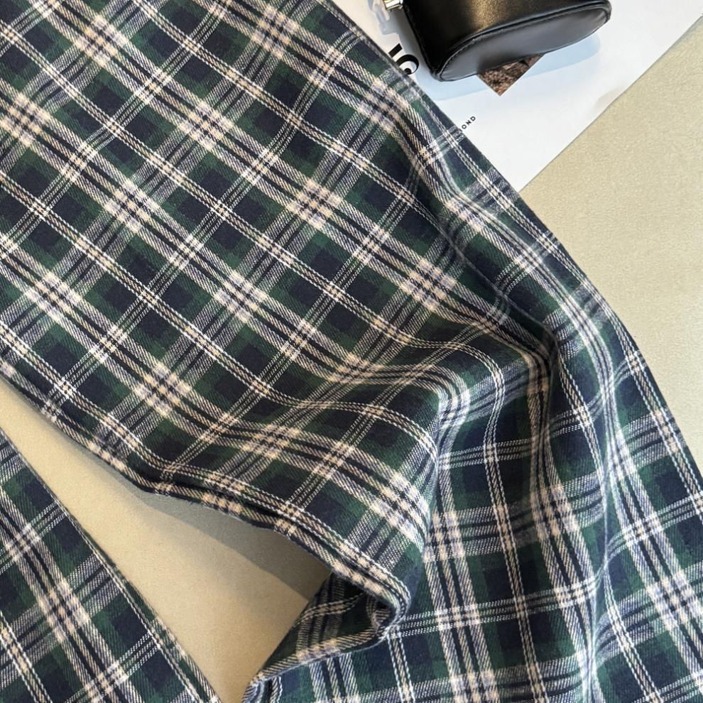 Unisex Plaid Fleece Pants: Brushed Velvet, Elastic Waist, Loose Fit, Versatile, Contrasting Colors