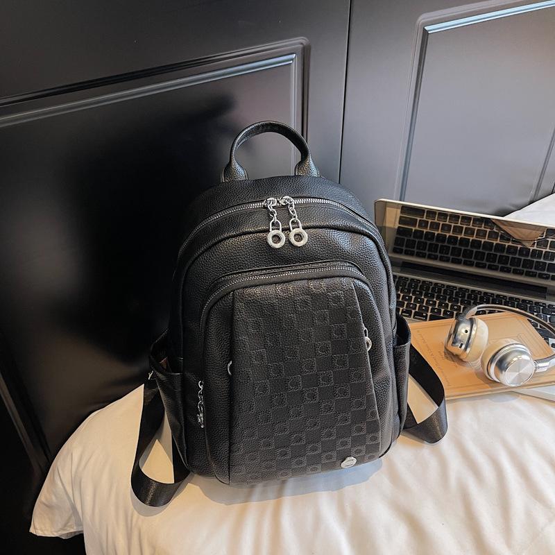 This Is A Trendy, Casual, Simple and Large-capacity Backpack for Women, As Well As A Fashionable Travel Backpack