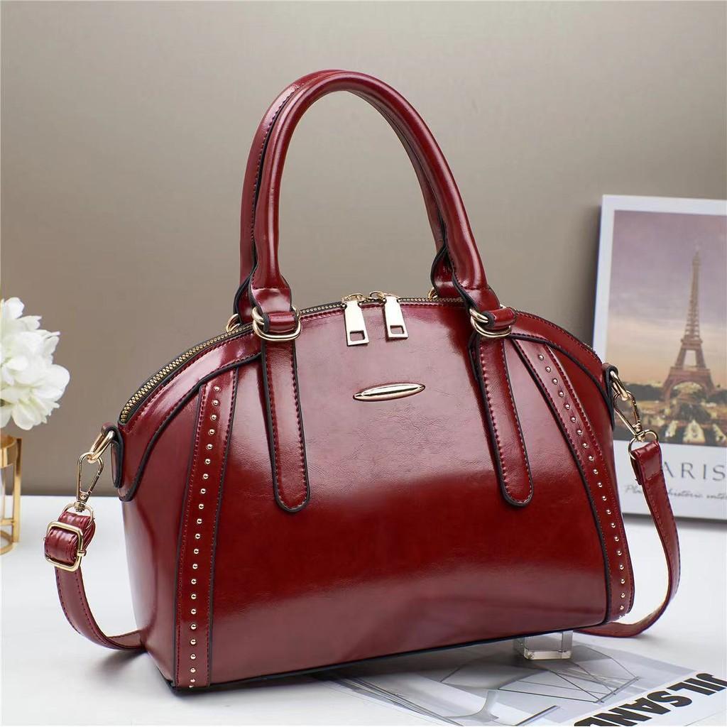 Versatile Medium-sized Women's Handbag With Trendy Color Choices For All Occasions