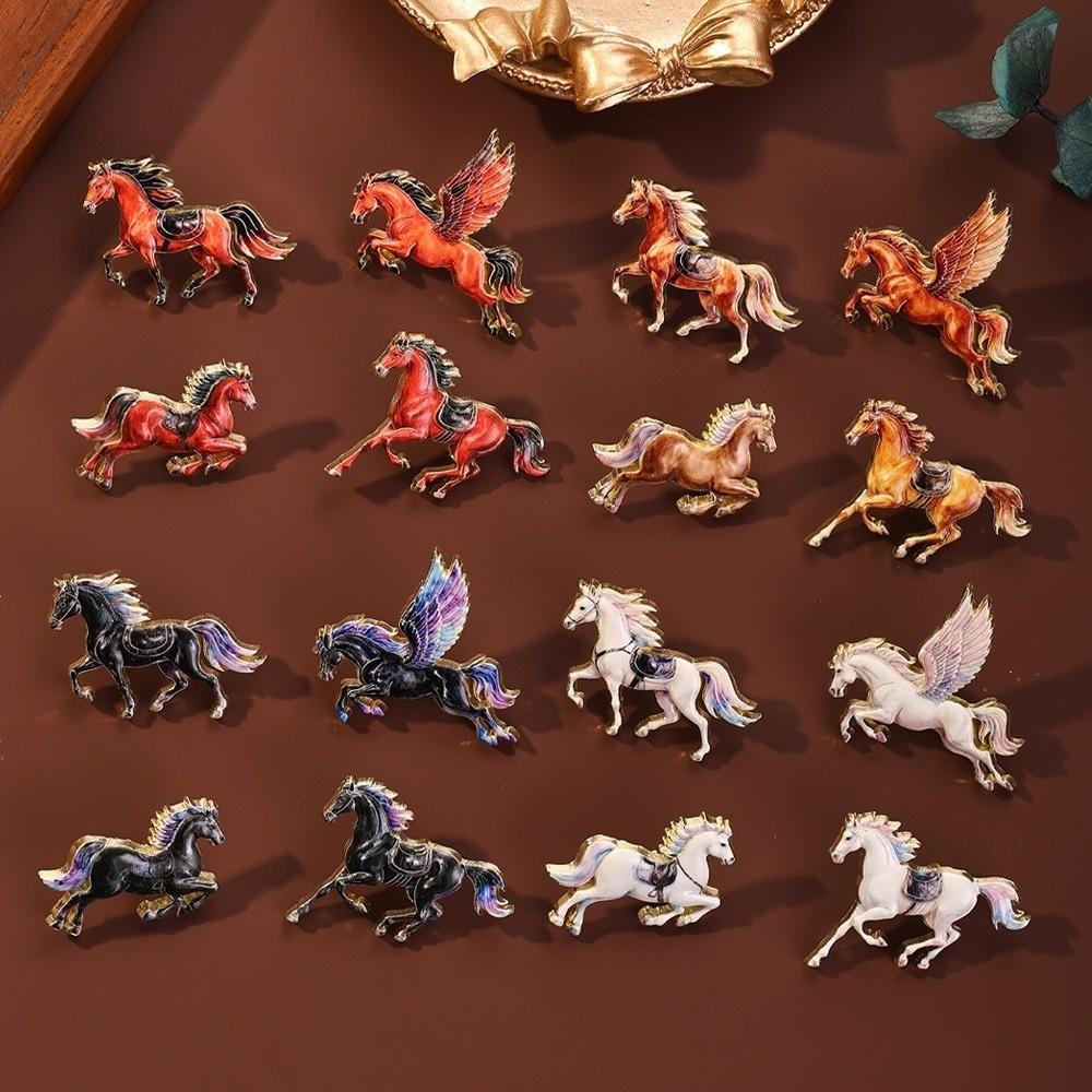 New Vintage Horse Brooches Traditional Elegant Running Horse Brooch Enamel Zodiac Animal Badge Jewelry Accessories