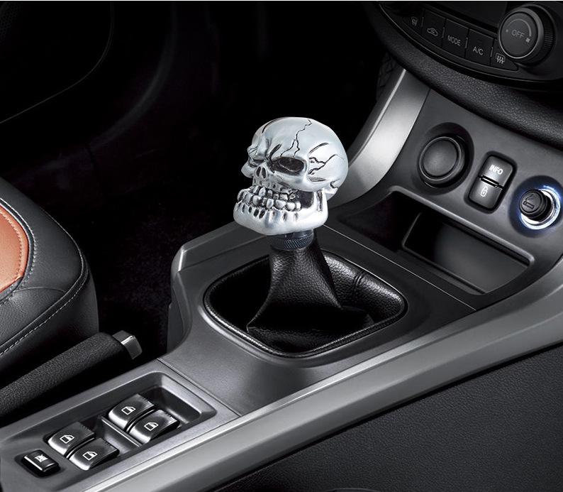 Universal Big Tooth Skull Resin Gear Shift Knob