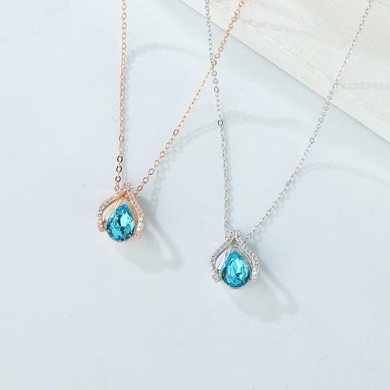 New Ocean Heart Water Drop Necklace for Women's Gold Plated High-end Light Luxury Simple Crystal Clavicle Chain