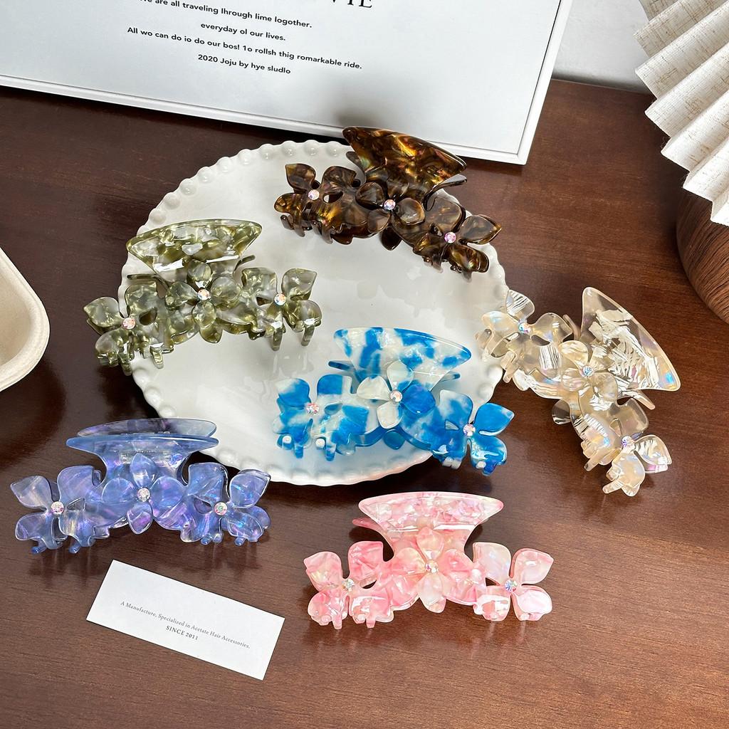Fashionable Floral Rhinestone Hair Claw Clip In Assorted Colors Perfect For Everyday Use