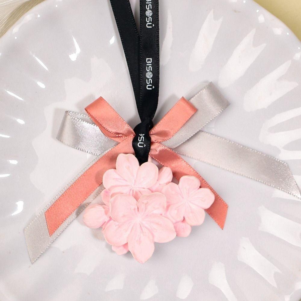 Gypsum Plaster Wax Tablet Fresh air Car Perfume Pendant New Aromatherapy Pendant