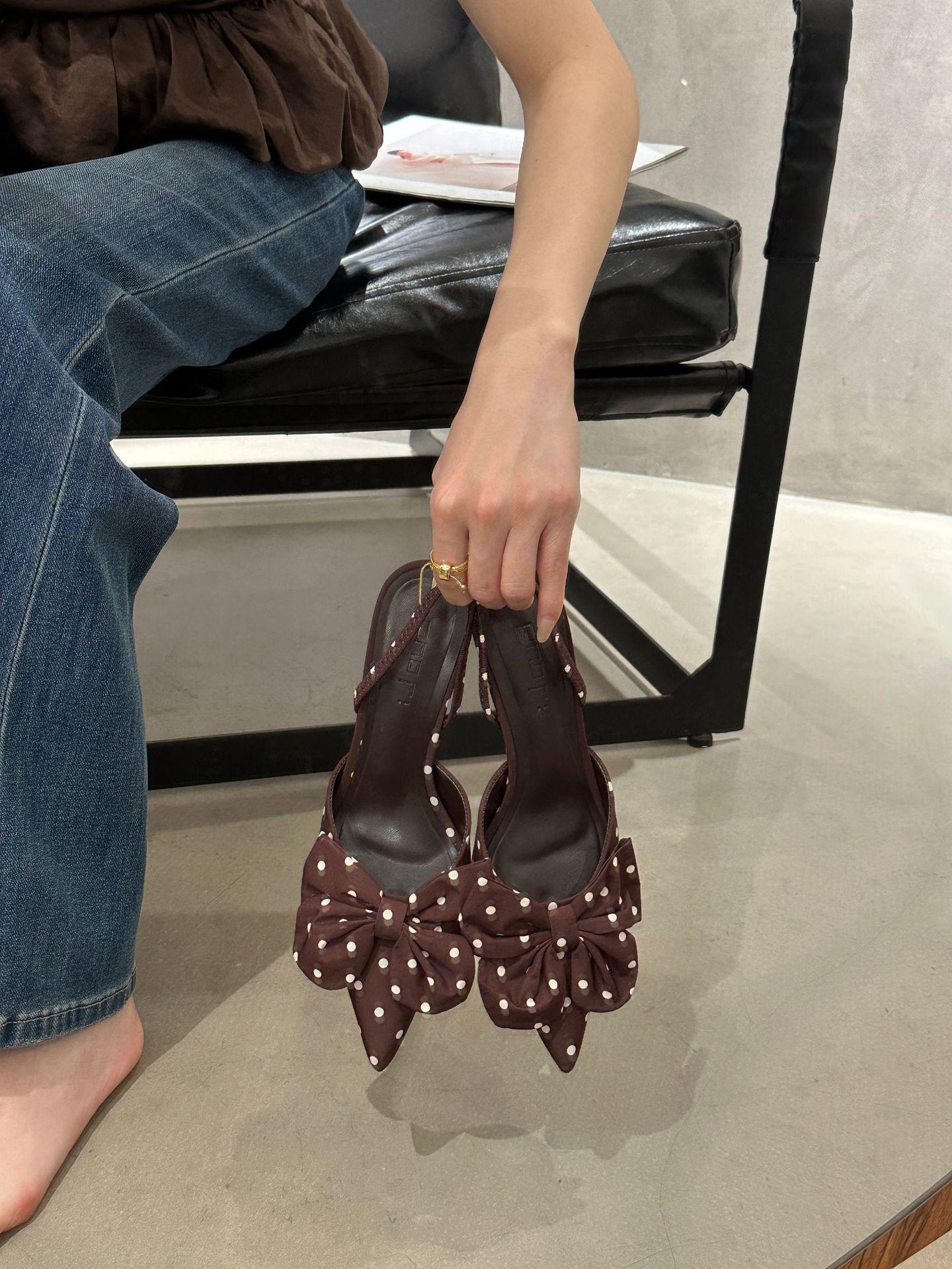 

French Polka Dot Bow Pointed Head Bag Head Sandals Women S Wedge Heel Versatile Temperament High Heels 39