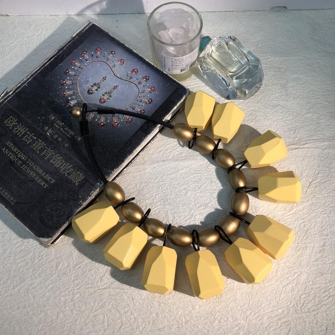 Monise Ebony Fashion Exquisite Versatile Light Luxury Heavy Industry Premium Medieval Necklace necklace