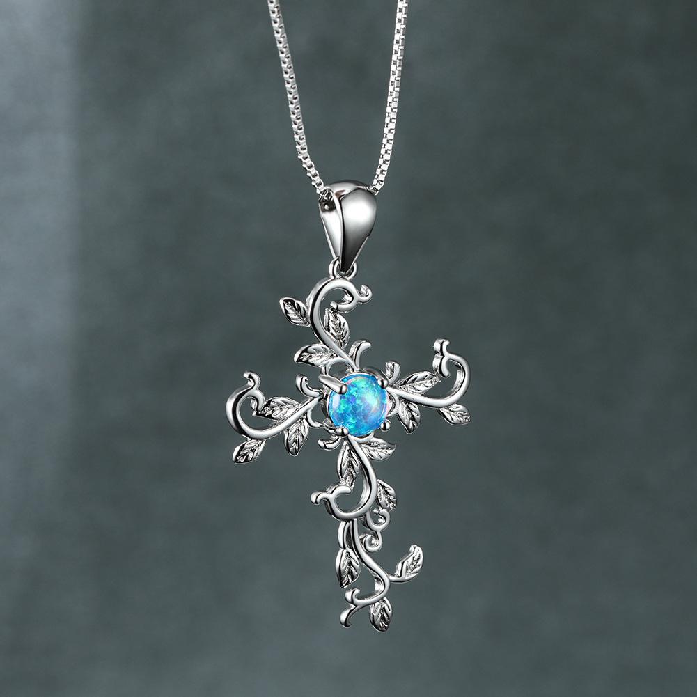 

Cross Vine Pendant Necklace with Niche Design and Personalized Collarbone Chain