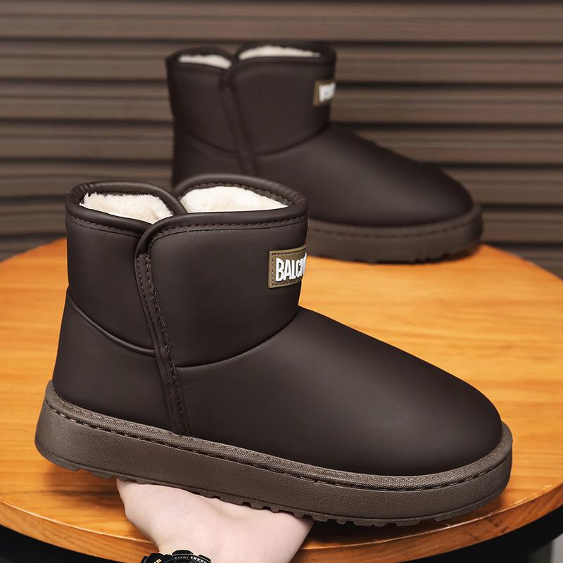 

New snow boots men s winter short boots thickened and velvet thermal cotton shoes leather surface waterproof bread shoes 45 кофейный