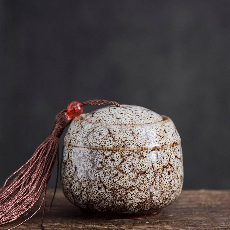 Creative Ceramic Small Tea Pot Kiln Turned Vintage Storage Candy Jar Portable Tea Set Accessories Medicine Powder Food Container