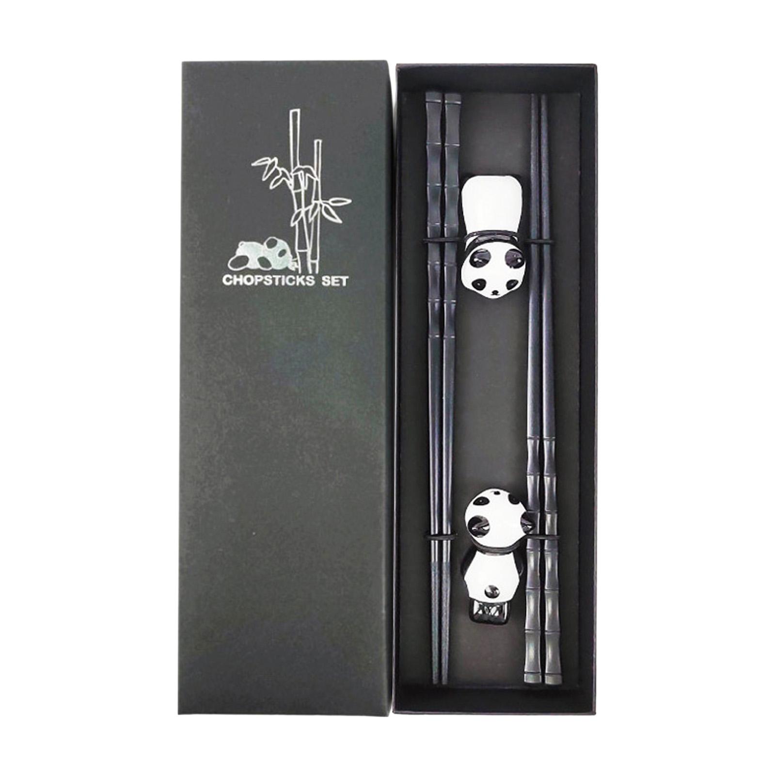 

Japanese Style Bamboo Chopsticks With Cartoon Rests Durable Tableware For Home And Restaurant Use чорний