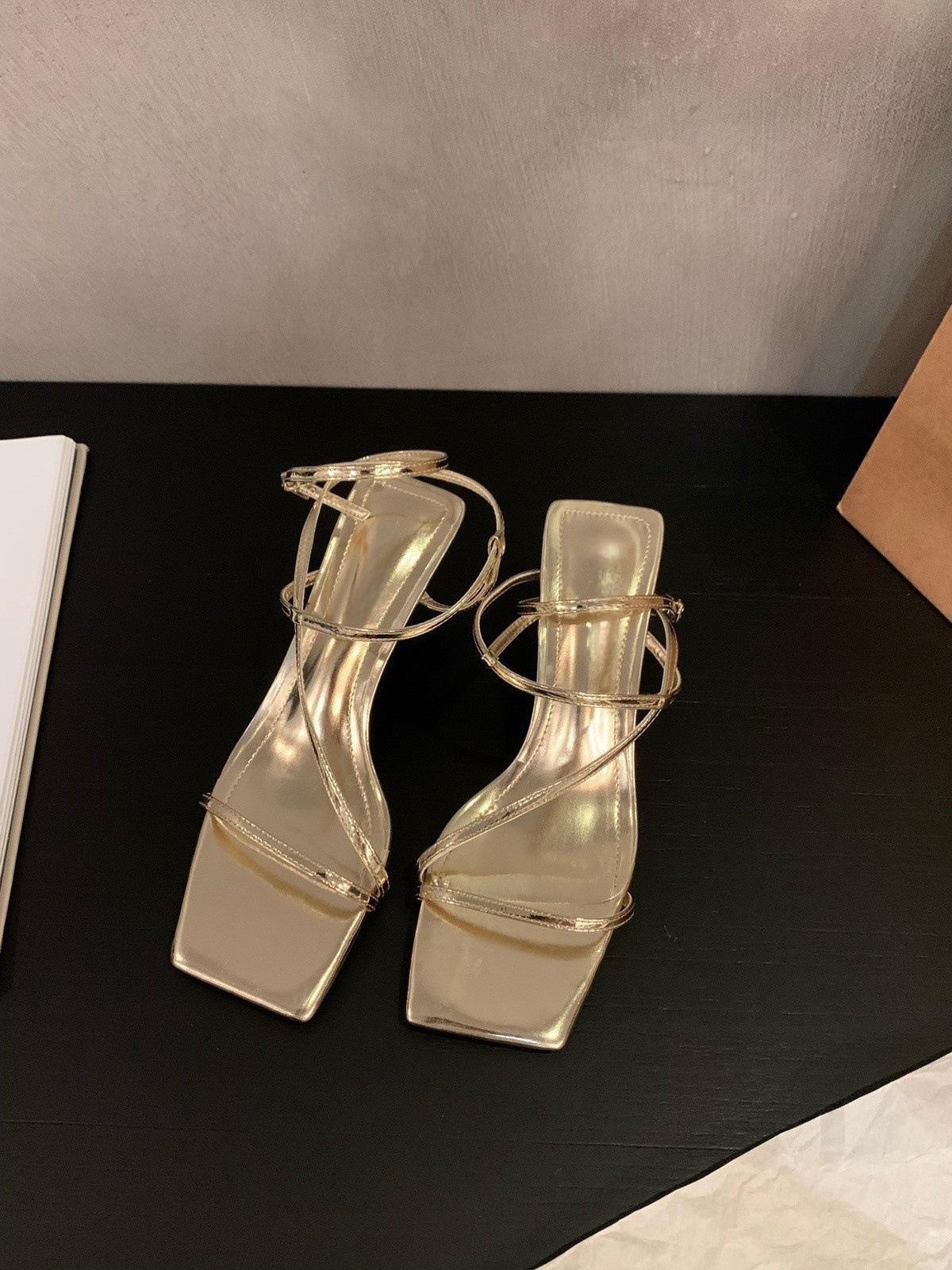 

Niche silver temperament high-heeled sandals fairy shoes 2025 new summer black strap-on shoes 39 золотой