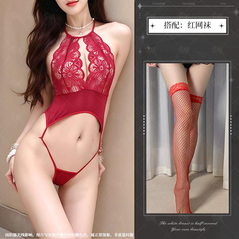 Sexy underwear, sexy pajamas, small breasts, shame onesie, female seduction, no transparent passion clothes on the bed