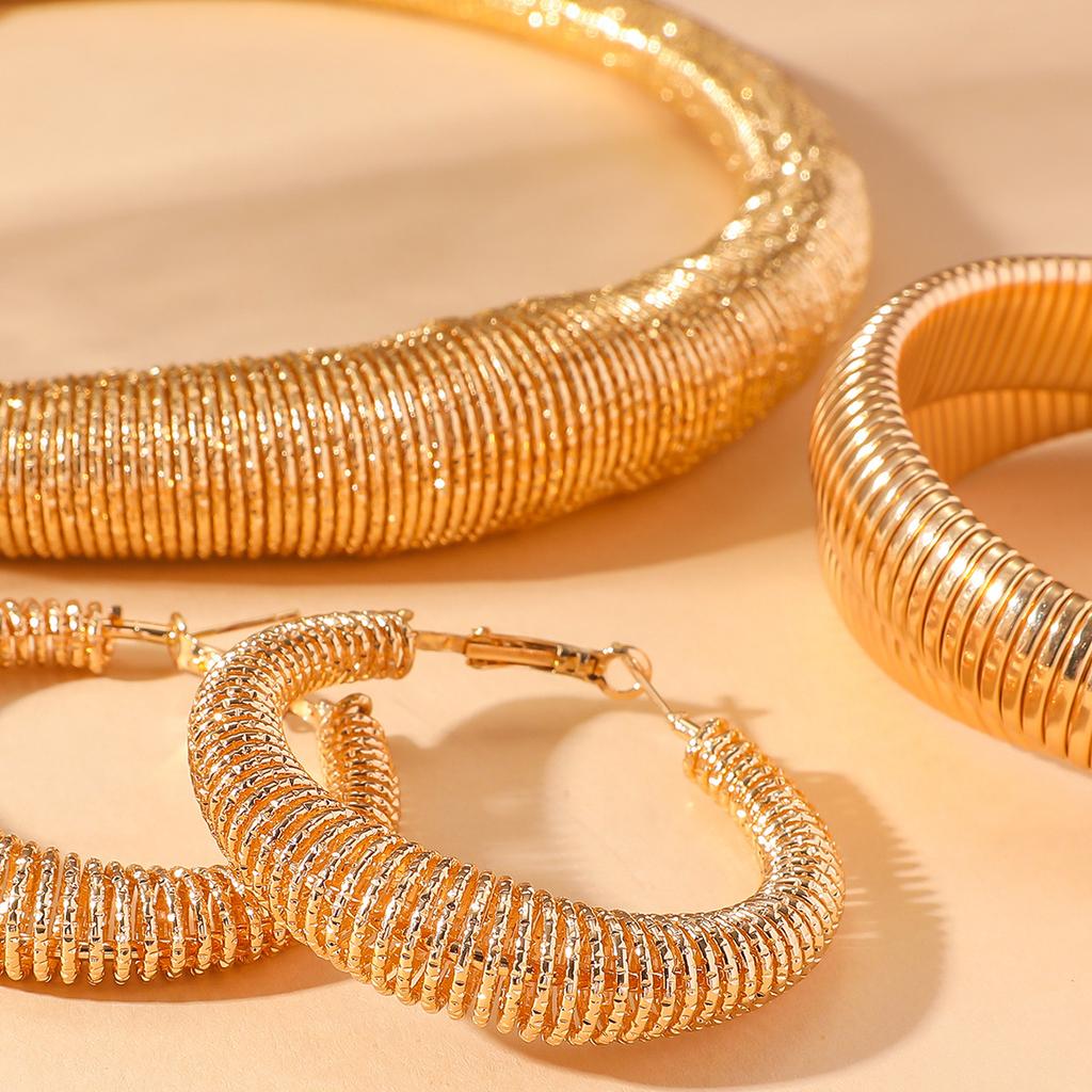 Exaggerated Metal Wind, Circle Collar, Personality Trend, Simple Geometric Temperament, High-End Sense Of Necklace, Women