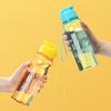 550ml Plastová láhev na vodu Přenosný sportovní hrnek s protipádným lankem Venkovní nádoba Barva Průhledné překlopné víko Kávové nádobí